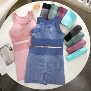 Conjunto deportivo (top + short)